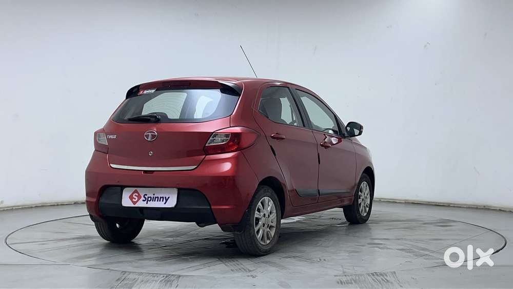 Tata Tiago Xza, 2017, Petrol