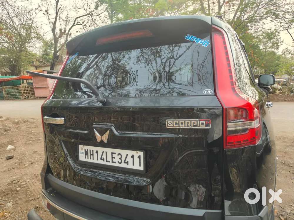 Mahindra Scorpio-n 2023 Diesel Well Maintained, Sunroof Black Colour
