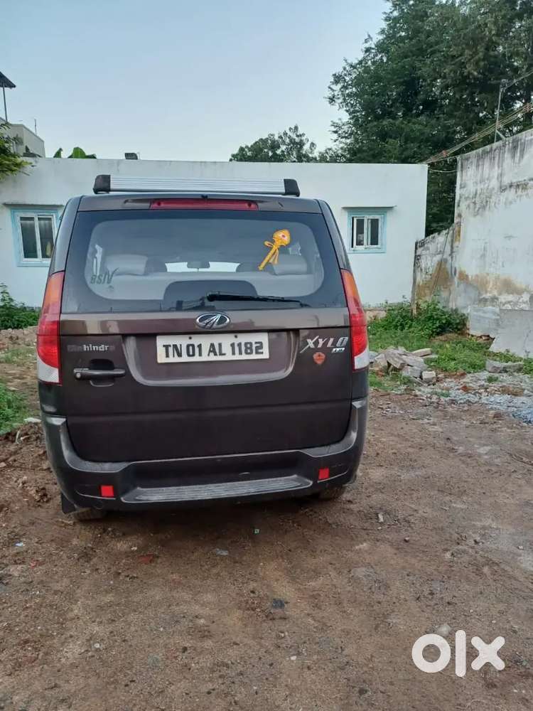 Mahindra Xylo 2010
