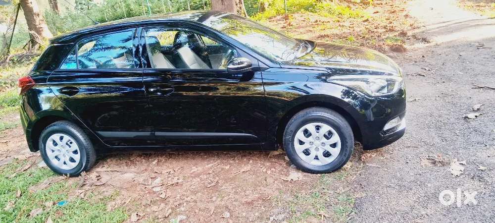 Hyundai Elite I20 2016 Petrol 37000 Km Driven