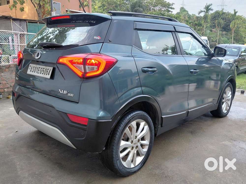 Mahindra Xuv300 W8, 2020, Petrol