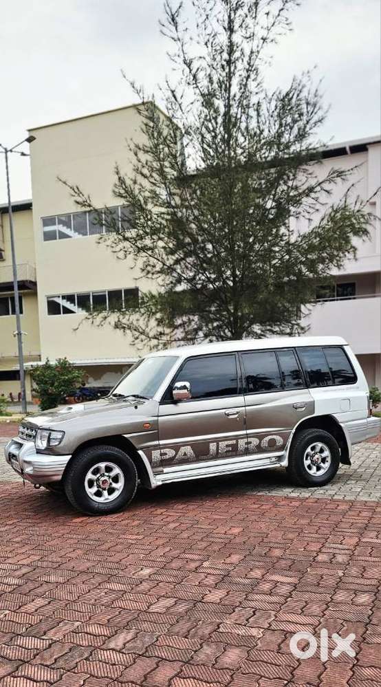 Mitsubishi Pajero Sport 2.5 Manual, 2011, Diesel