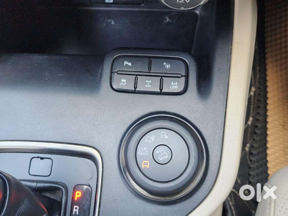 Ford Endeavour 3.2 Titanium Plus 4x4 At, 2017, Diesel