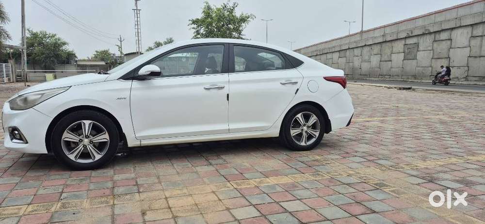Hyundai Verna 1.6 Sx (o) Vtvt At, 2018, Cng & Hybrids