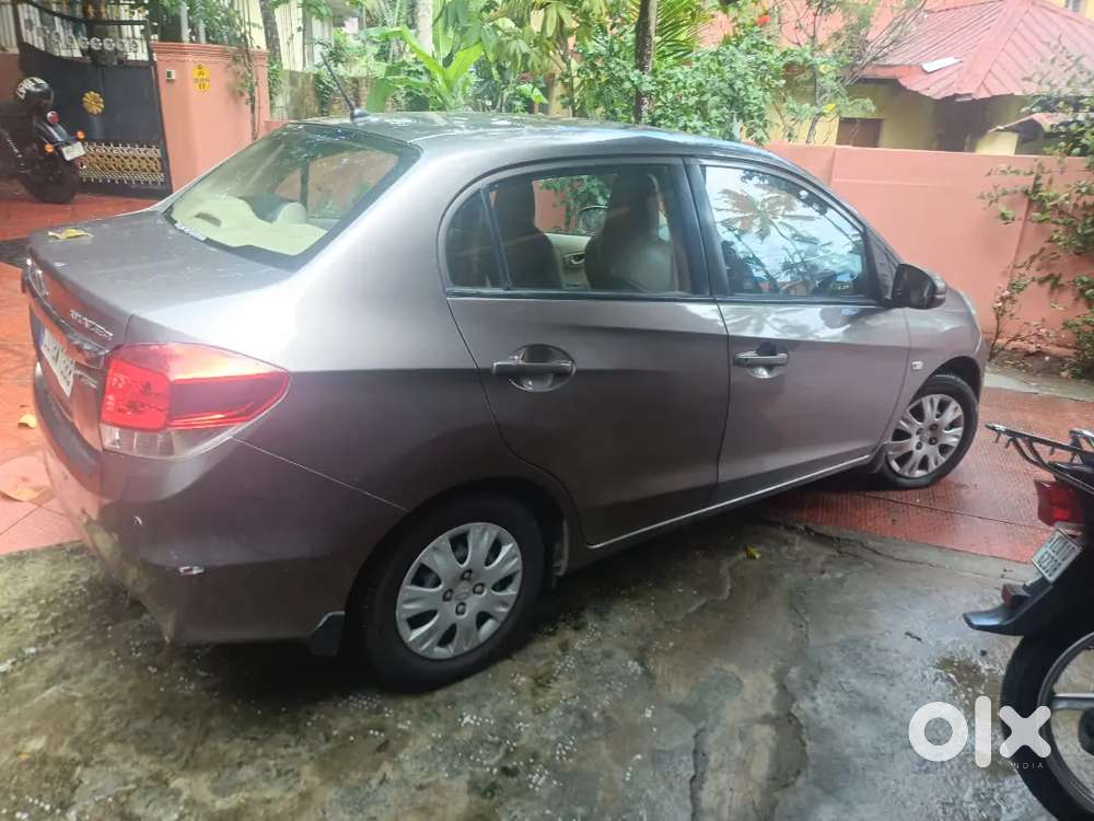 Honda Amaze Car Petrol 2016 For Sale