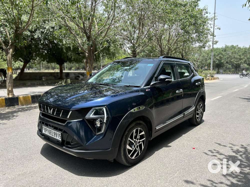 Mahindra Xuv 3xo Ax5 Pm Mt, 2024, Petrol