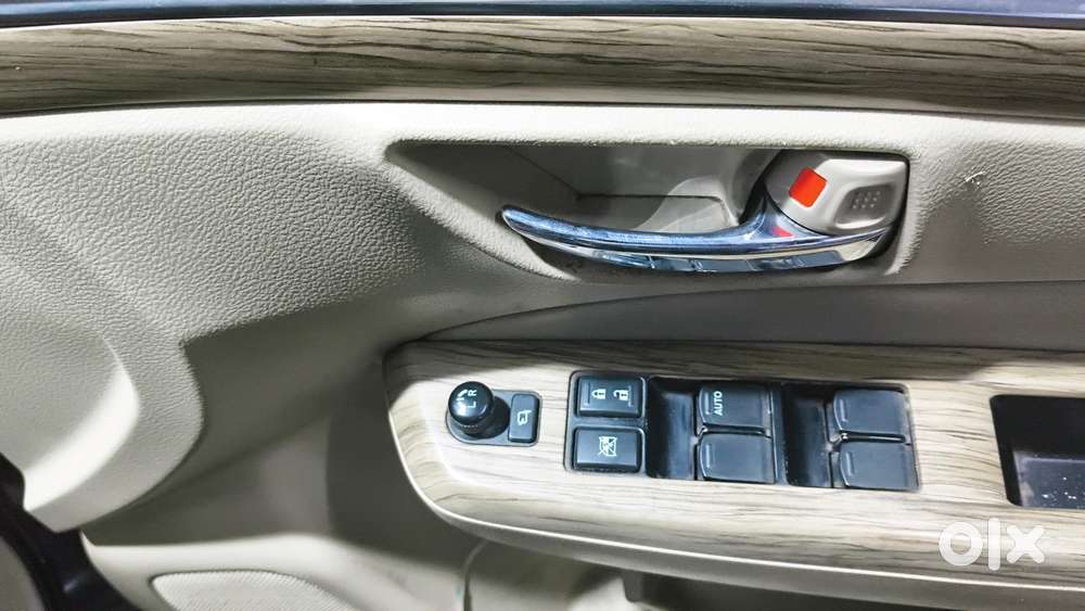 Maruti Suzuki Ciaz 1.5 Alpha Shvs Petrol, 2019, Petrol