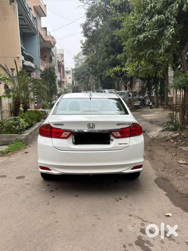 Honda City 2015 Diesel Well Maintained