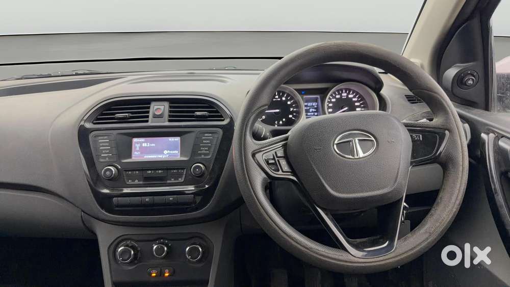 Tata Tigor 1.2 Revotron Xt, 2017, Petrol