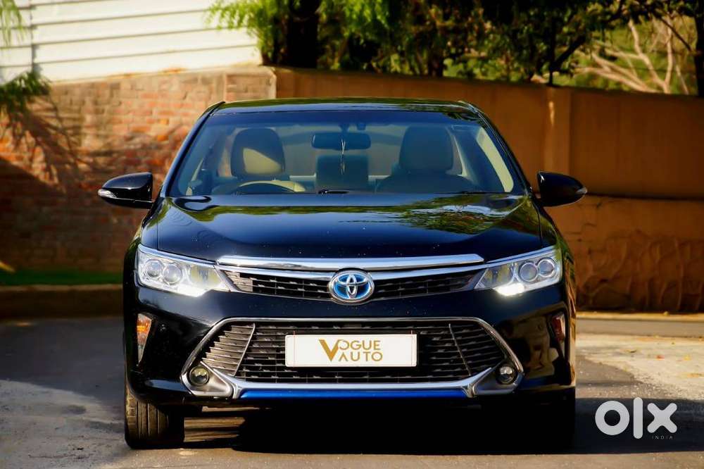 Toyota Camry Hybrid 2.5, 2017, Cng & Hybrids