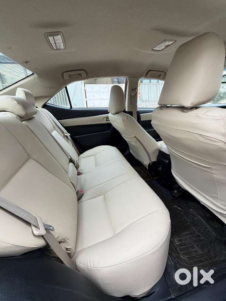 Toyota Corolla Altis 2013-2017 Vl At, 2015, Petrol