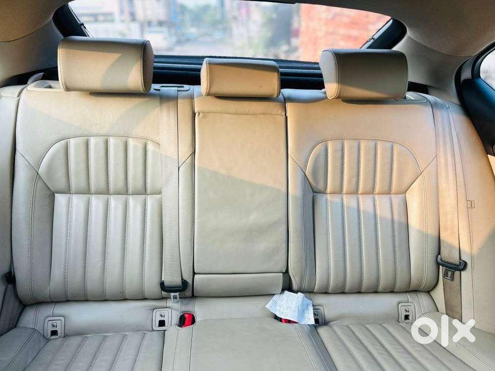 Skoda Superb Style 1.8, 2016, Petrol