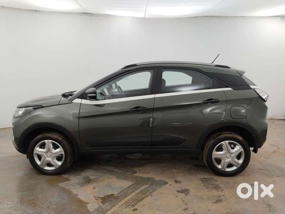 Tata Nexon 1.2 Revotron Xma, 2023, Petrol