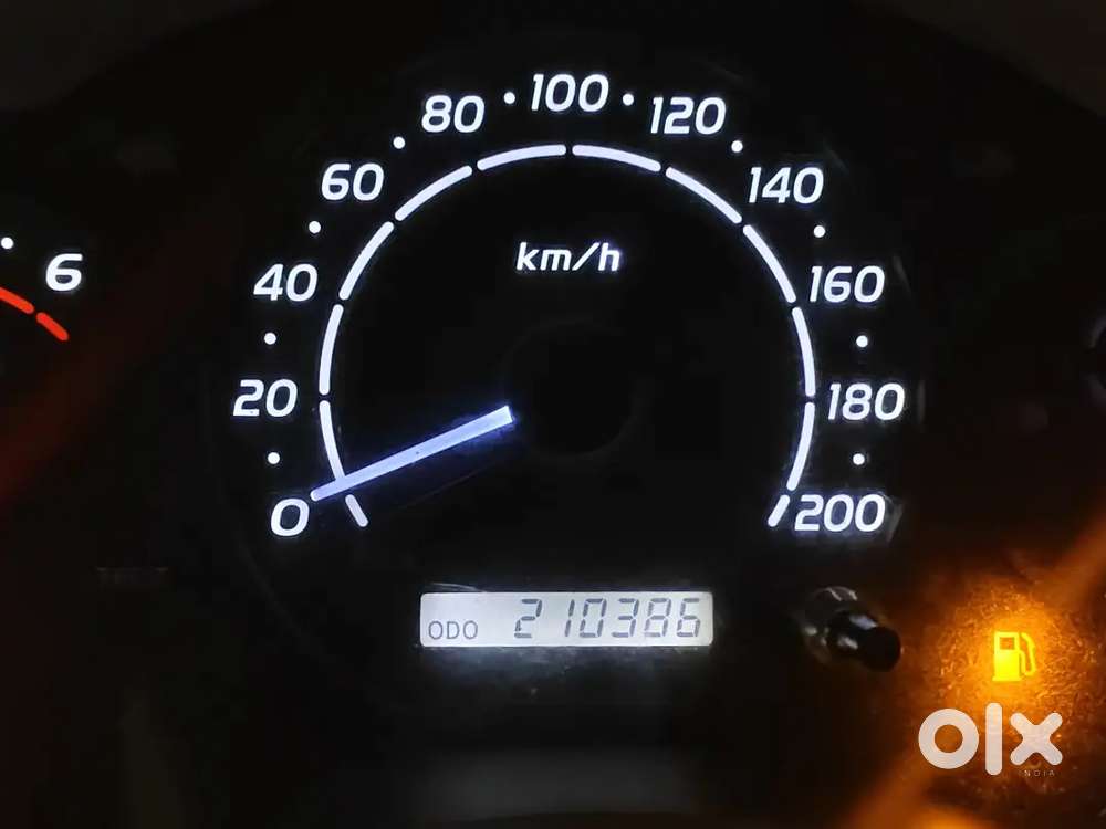 Toyota Innova 2.5g Bs4 2011