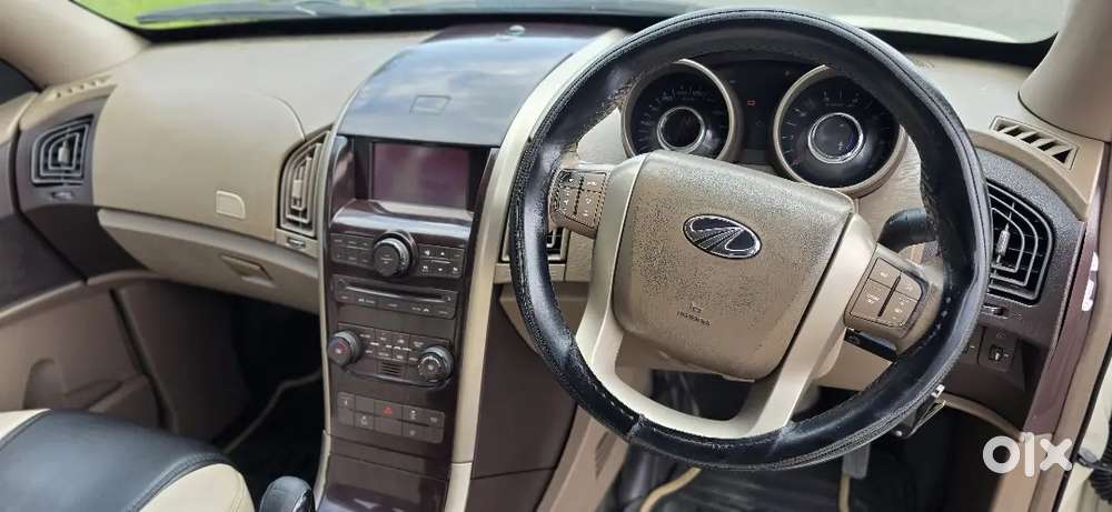 Mahindra Xuv500 2015