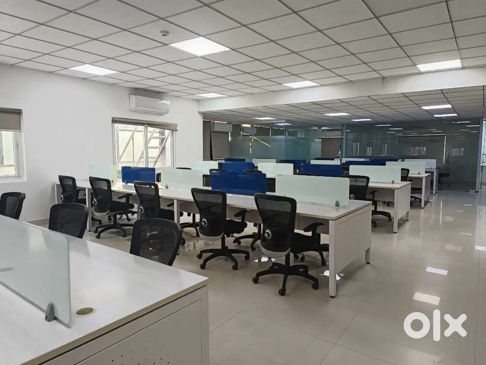 72 Seaters 3 Cabins 1 Conference Receptions good location near metro