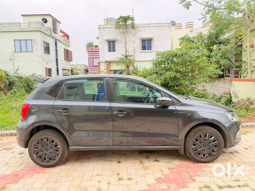 Volkswagen Polo Petrol Manual 2016