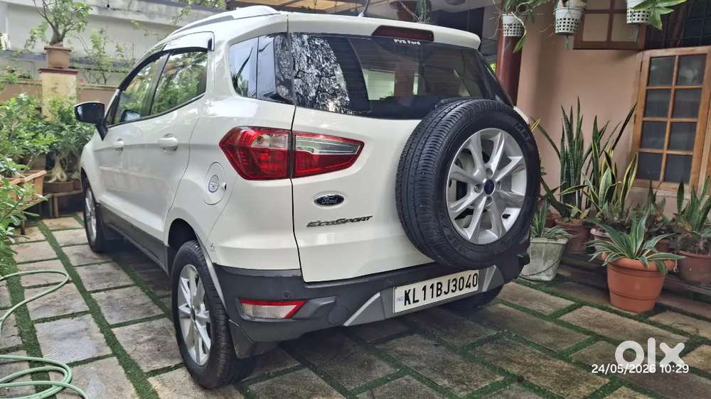 Ecosport Petrol  41810 Km  Rs. 625000/-