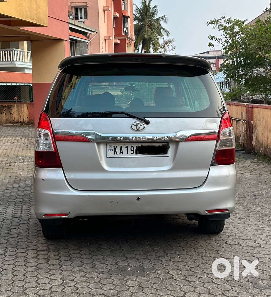 Toyota Innova Diesel 2011