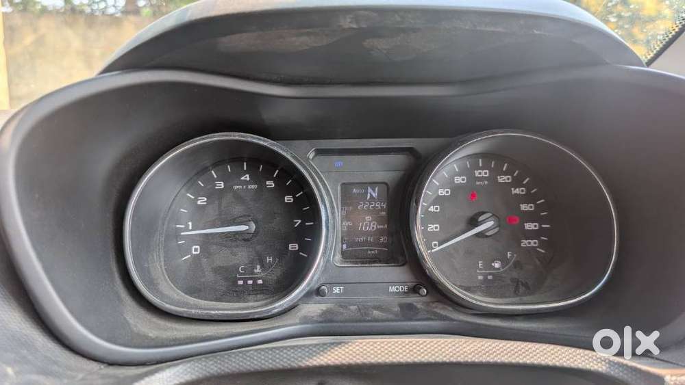 Tata Nexon 1.2 Revotron Xza Plus, 2018, Petrol