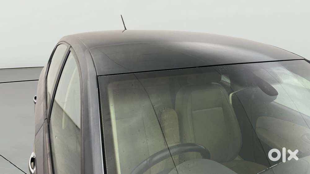 Volkswagen Vento 1.2 Highline Plus At 16 Alloy, 2016, Petrol