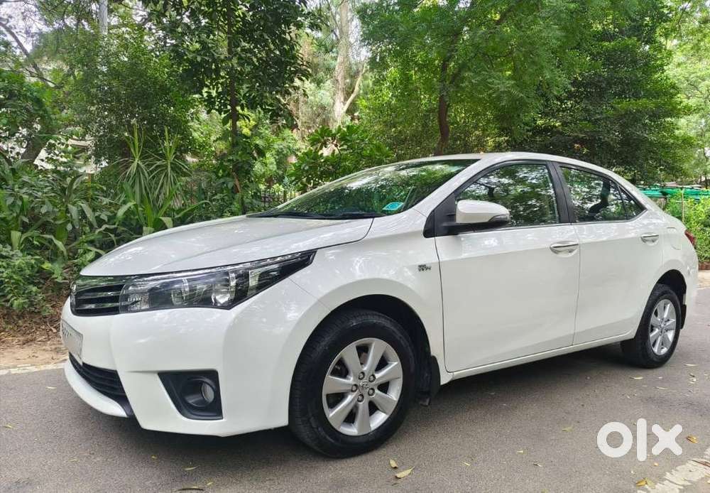 Toyota Corolla Altis G At, 2016, Petrol