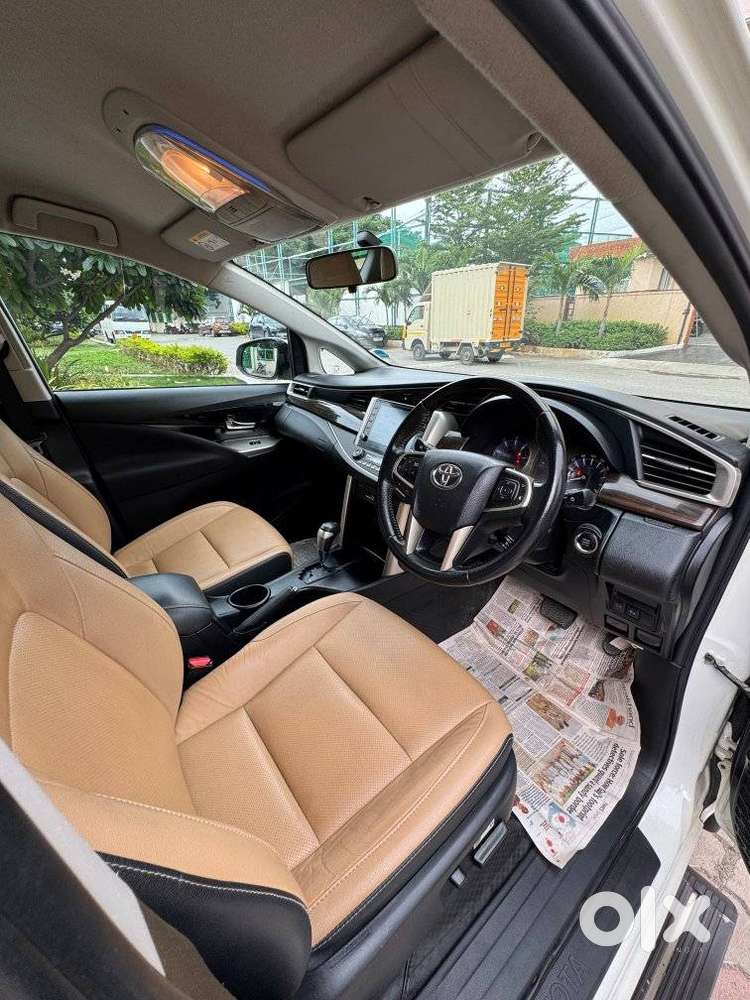 Toyota Innova Crysta 2.8 Zx At 7 Seater, 2021, Diesel