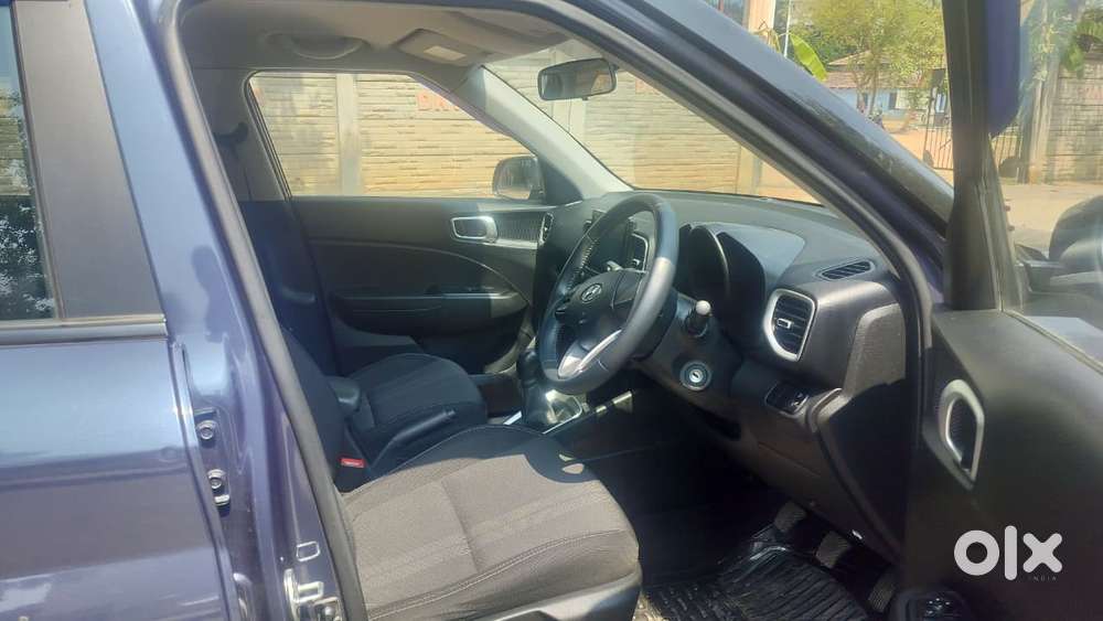 Hyundai Venue 1.2 S Plus, 2020, Petrol