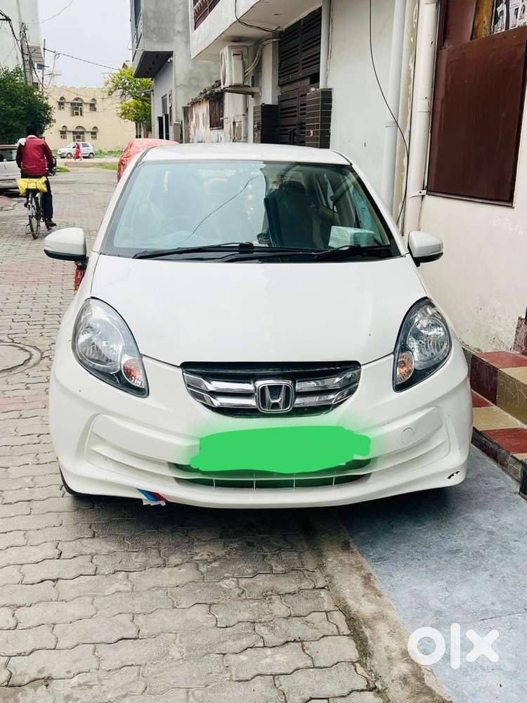 Honda Amaze Petrol 2015