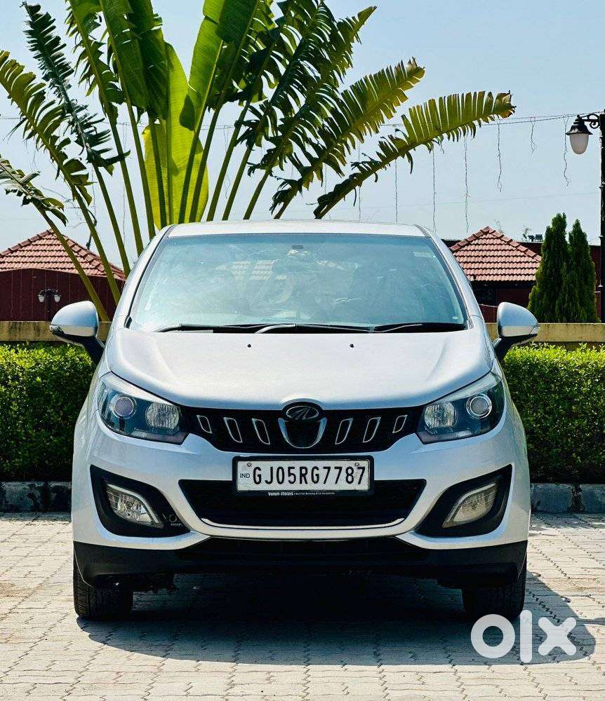 Mahindra Marazzo M8, 2018, Diesel