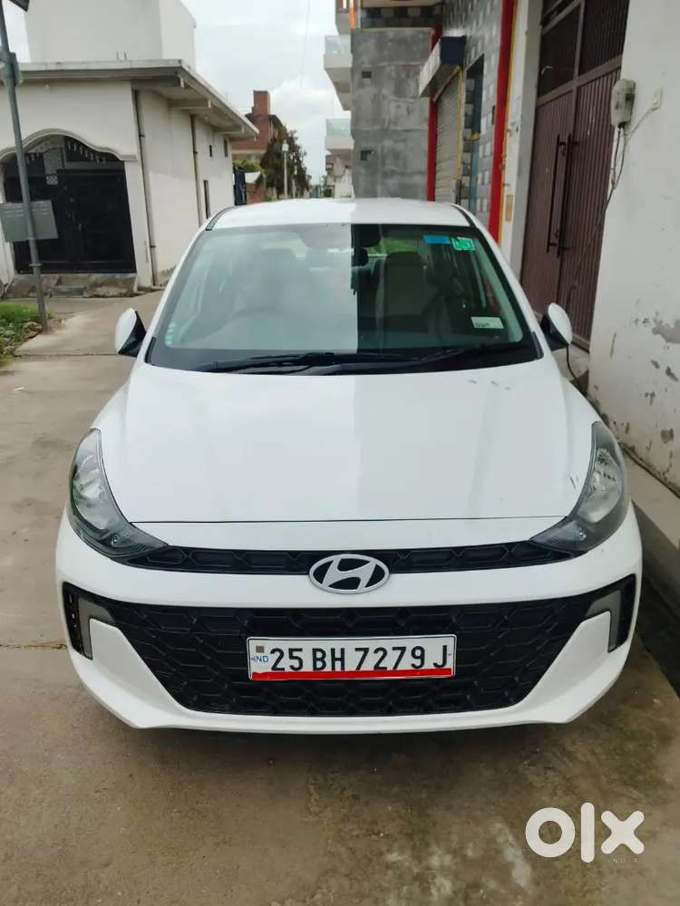Hyundai Aura Sx Petrol 2025