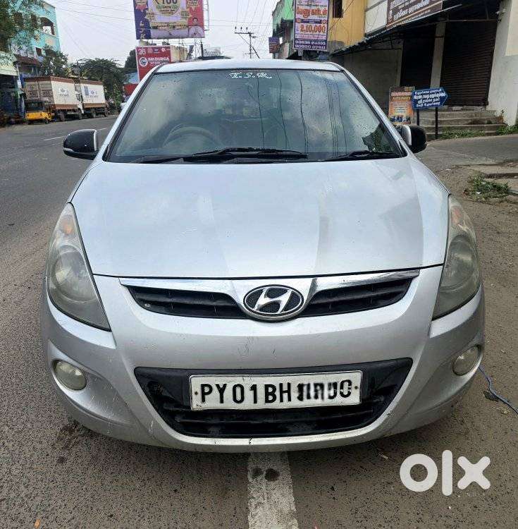 Hyundai I20 Asta 1.4 Crdi With Avn 6 Speed, 2011, Diesel