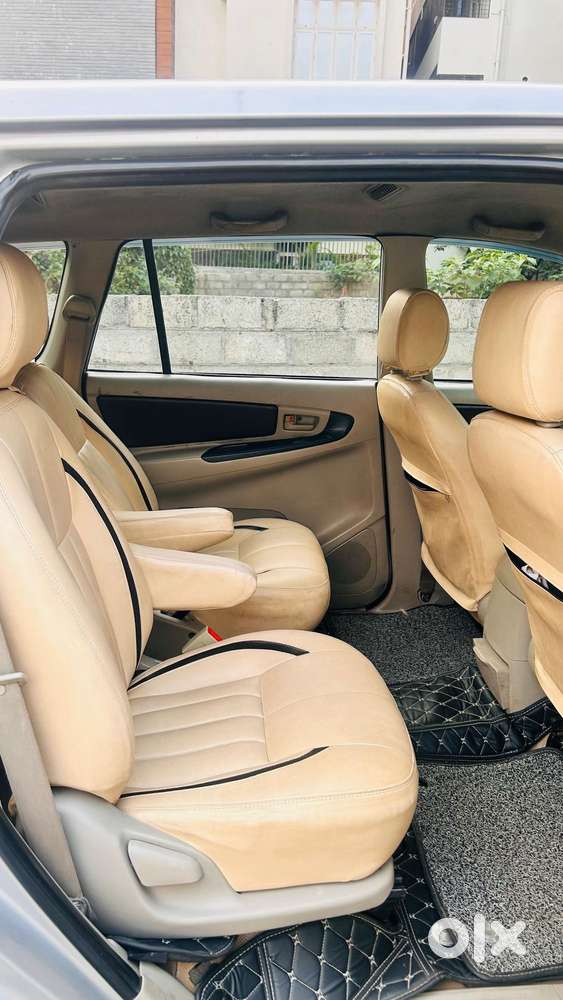 Toyota Innova 2.5 G (diesel) 7 Seater, 2012, Diesel