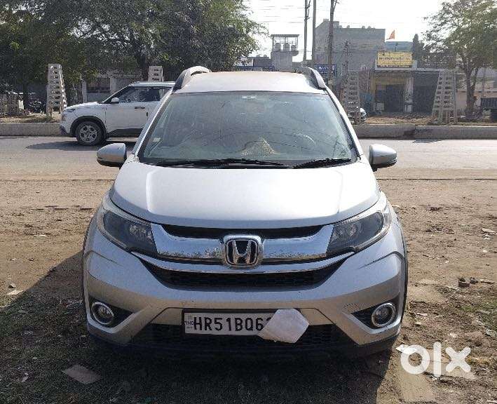 Honda Br-v Style Edition V Cvt, 2017, Petrol