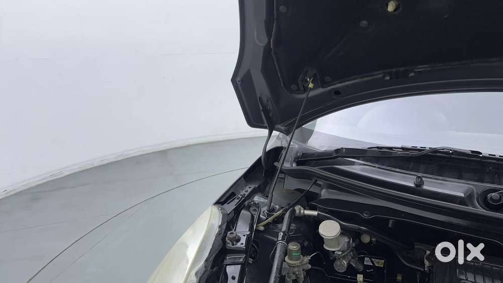 Maruti Suzuki Swift 1.2 Lxi (o), 2015, Petrol