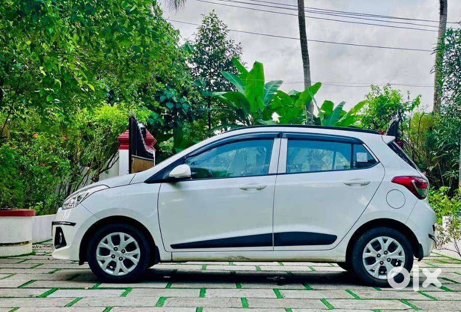 Hyundai Grand I10 Sportz(o) 1.2 Mt, 2018, Petrol
