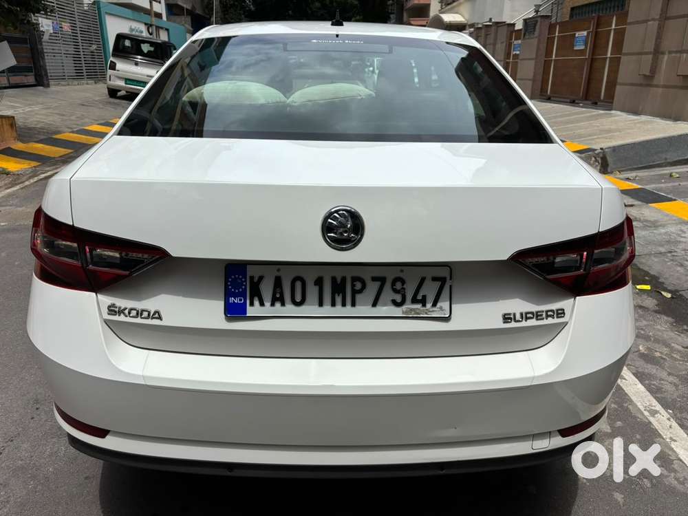 Skoda Superb Lk 1.8 Tsi At, 2017, Petrol
