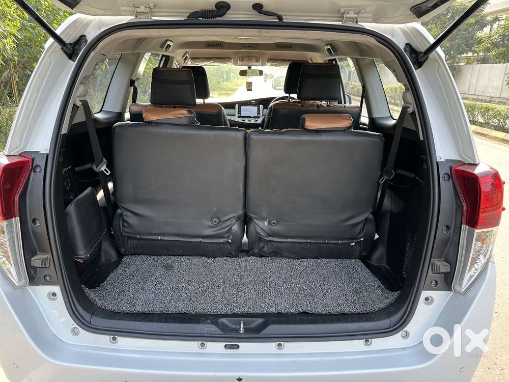 Toyota Innova Crysta 2.4 Gx Limited Edition 7 Str, 2024, Diesel