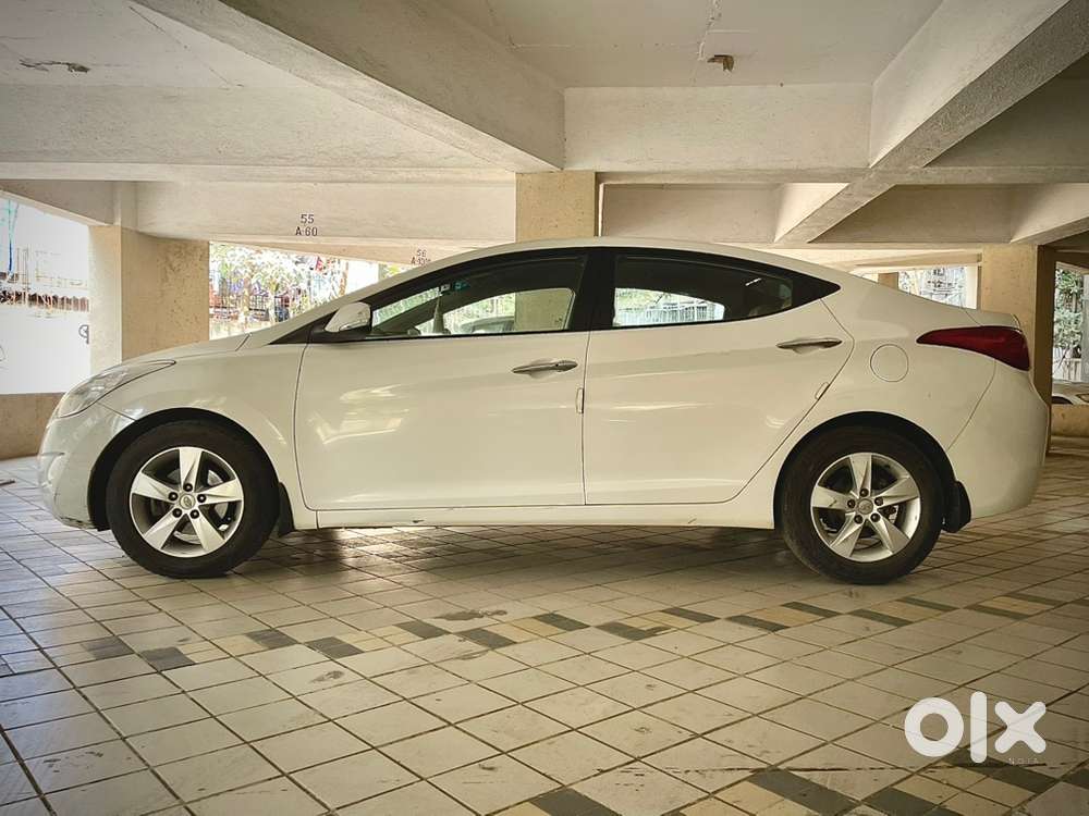 Hyundai Elantra Petrol 2013