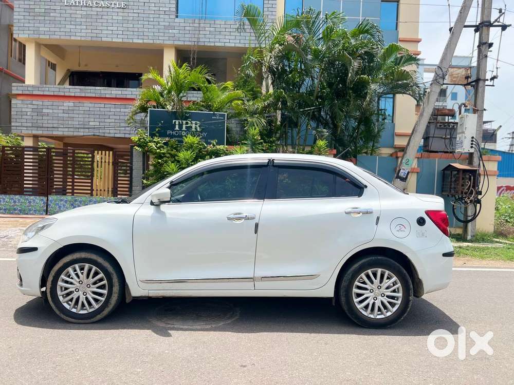 Maruti Suzuki Swift Dzire 1.3 Zxi, 2023, Cng & Hybrids