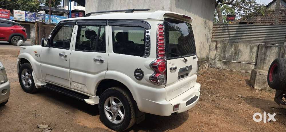 Mahindra Scorpio Vlx Airbags Bs Iii, 2010, Diesel