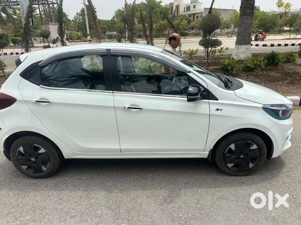 Tata Tiago Ev Dec 2024 Electric 17750 Km Driven