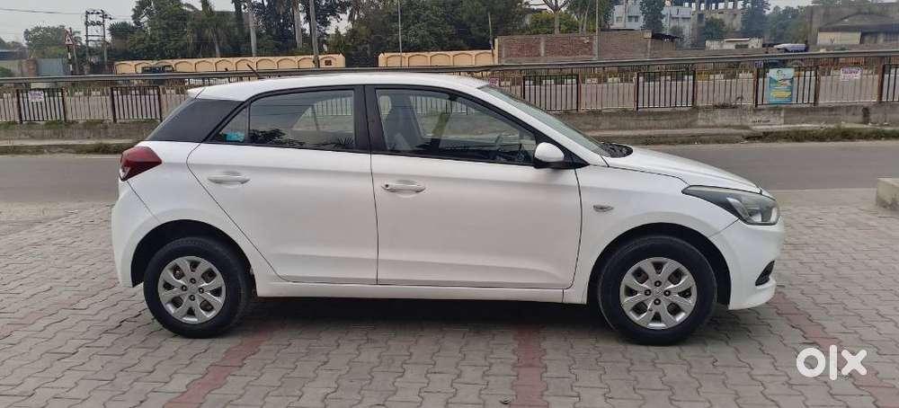 Hyundai I20 Magna 1.2 Vtvt, 2015, Petrol