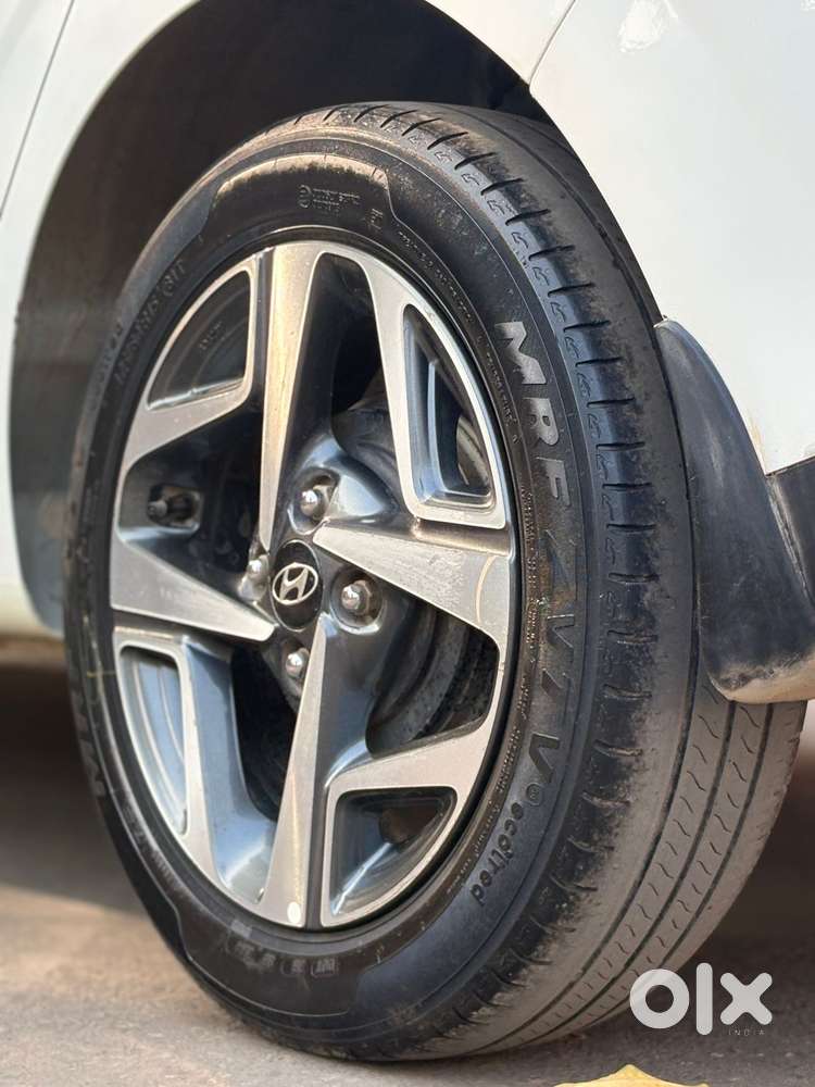 Hyundai Aura Sx (o) Manual, 2020, Petrol