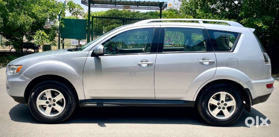 Mitsubishi Outlander New, 2011, Petrol