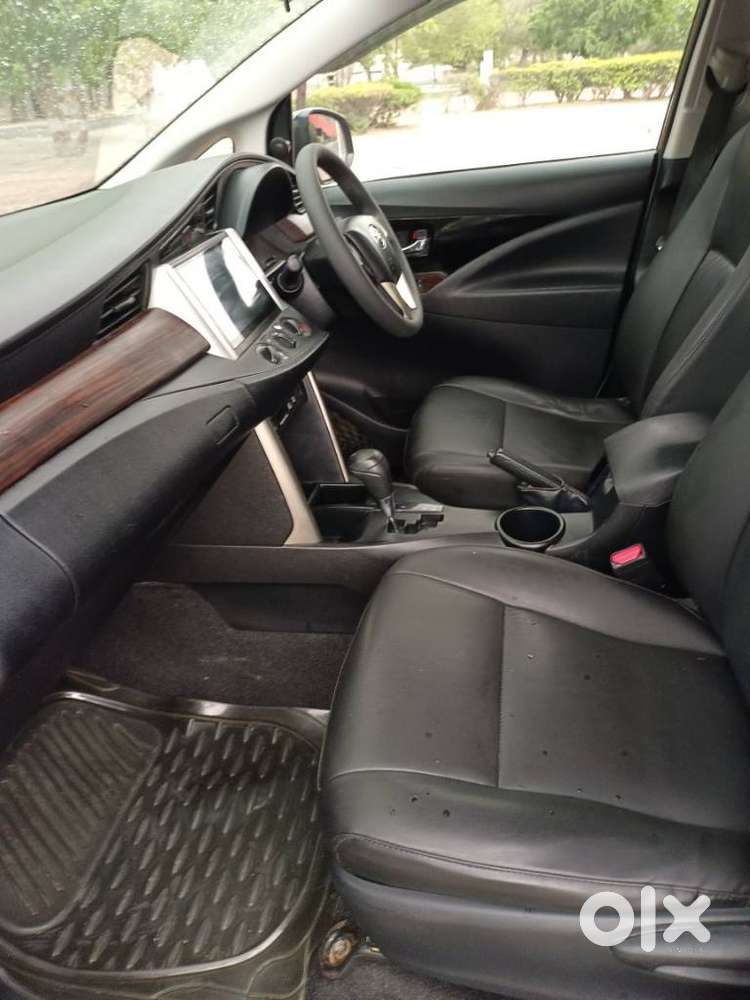 Toyota Innova Crysta 2.8 Gx At, 2017, Diesel