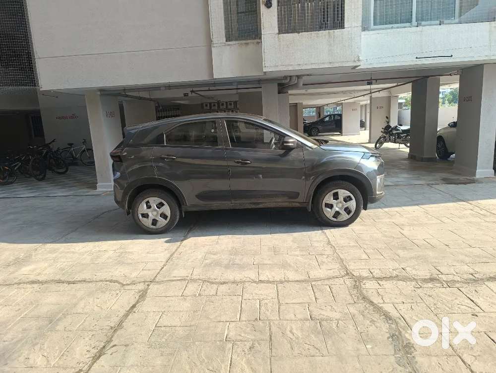 Tata Nexon Smart Plus 2026