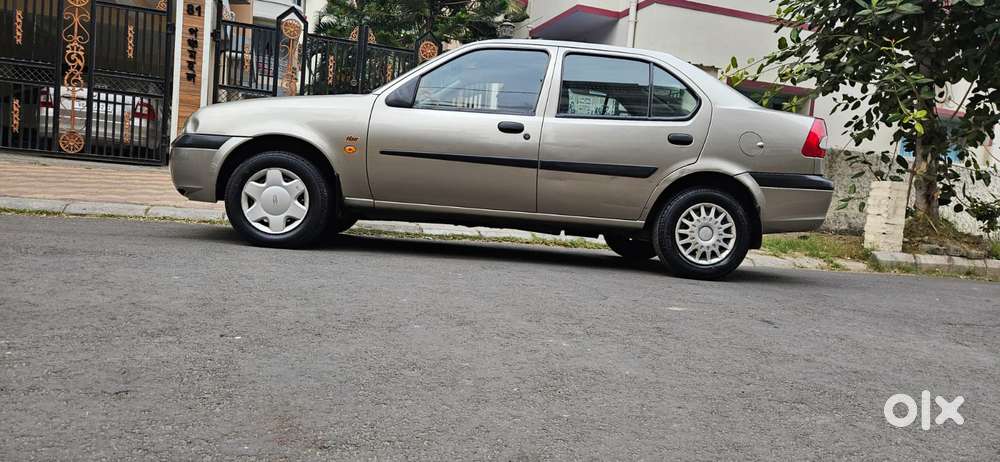 Ford Ikon 1.6 Clxi, 2005, Petrol