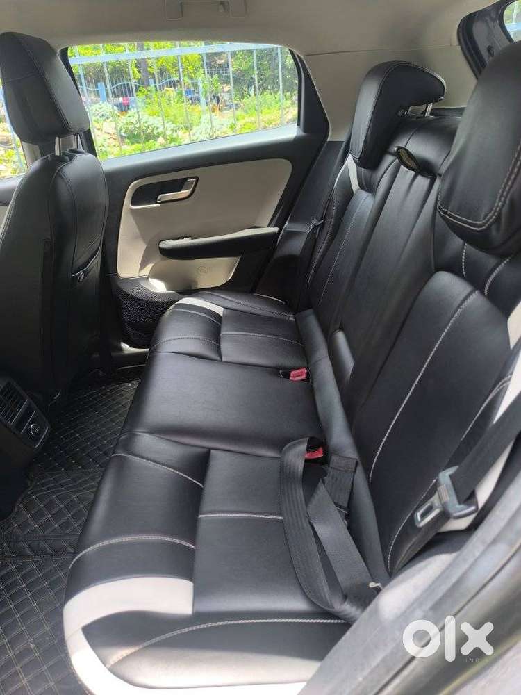 Tata Altroz 1.2 Xza Plus, 2022, Petrol