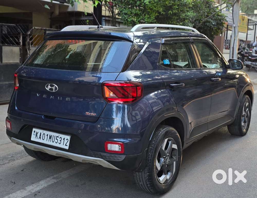 Hyundai Venue 1.0 S (o) Turbo Dct, 2020, Petrol